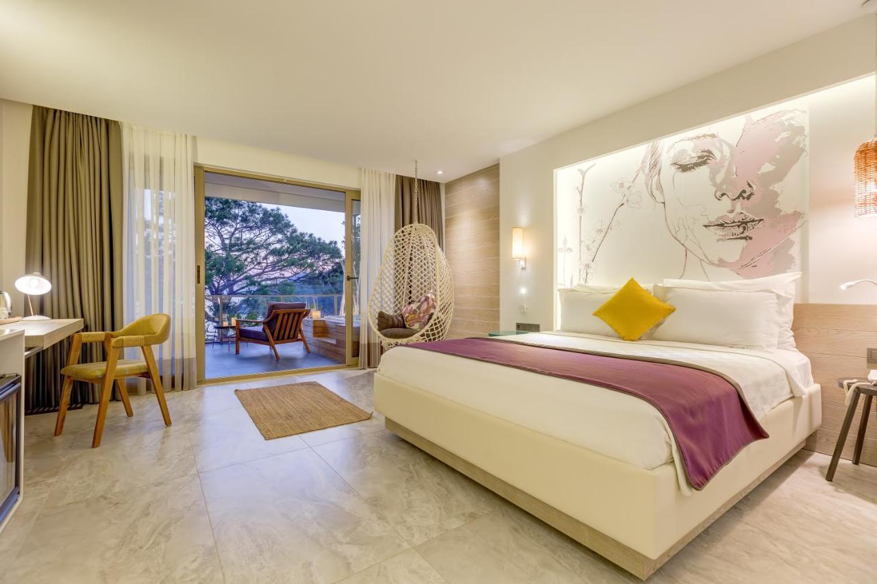 Melanippe Relaxing Hotel -Adults Only كاراوز الغرفة الصورة
