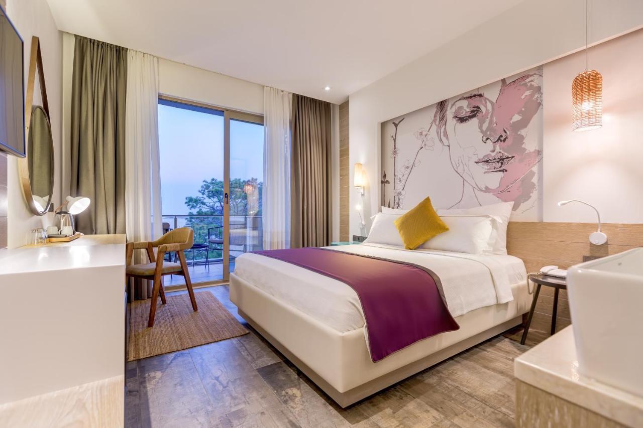 Melanippe Relaxing Hotel -Adults Only كاراوز الغرفة الصورة