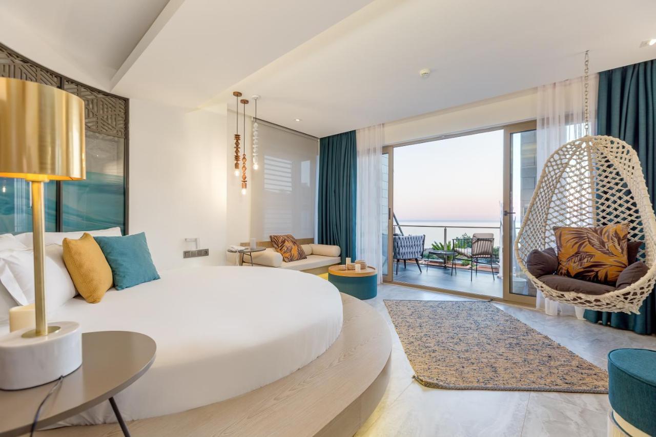 Melanippe Relaxing Hotel -Adults Only كاراوز الغرفة الصورة